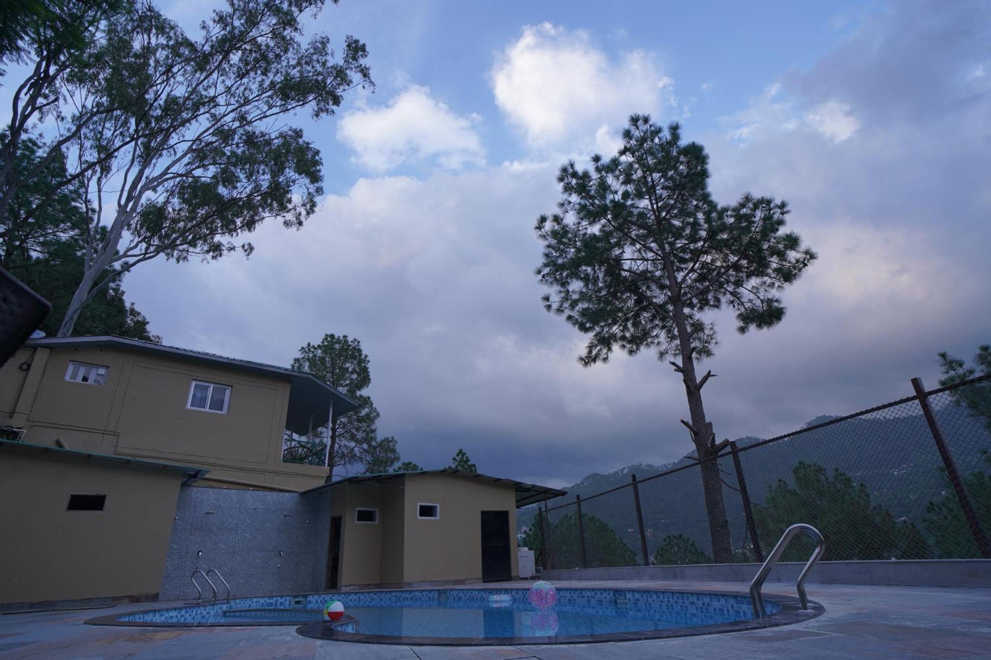 Resorts By The Baagh, Bhīm Tāl Extérieur photo